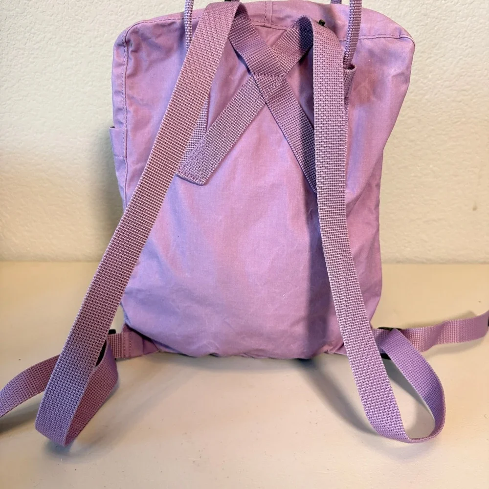 Fjallraven Kanken Backpack 23510 Vinylon Purple Lilac One Size Classic Logo